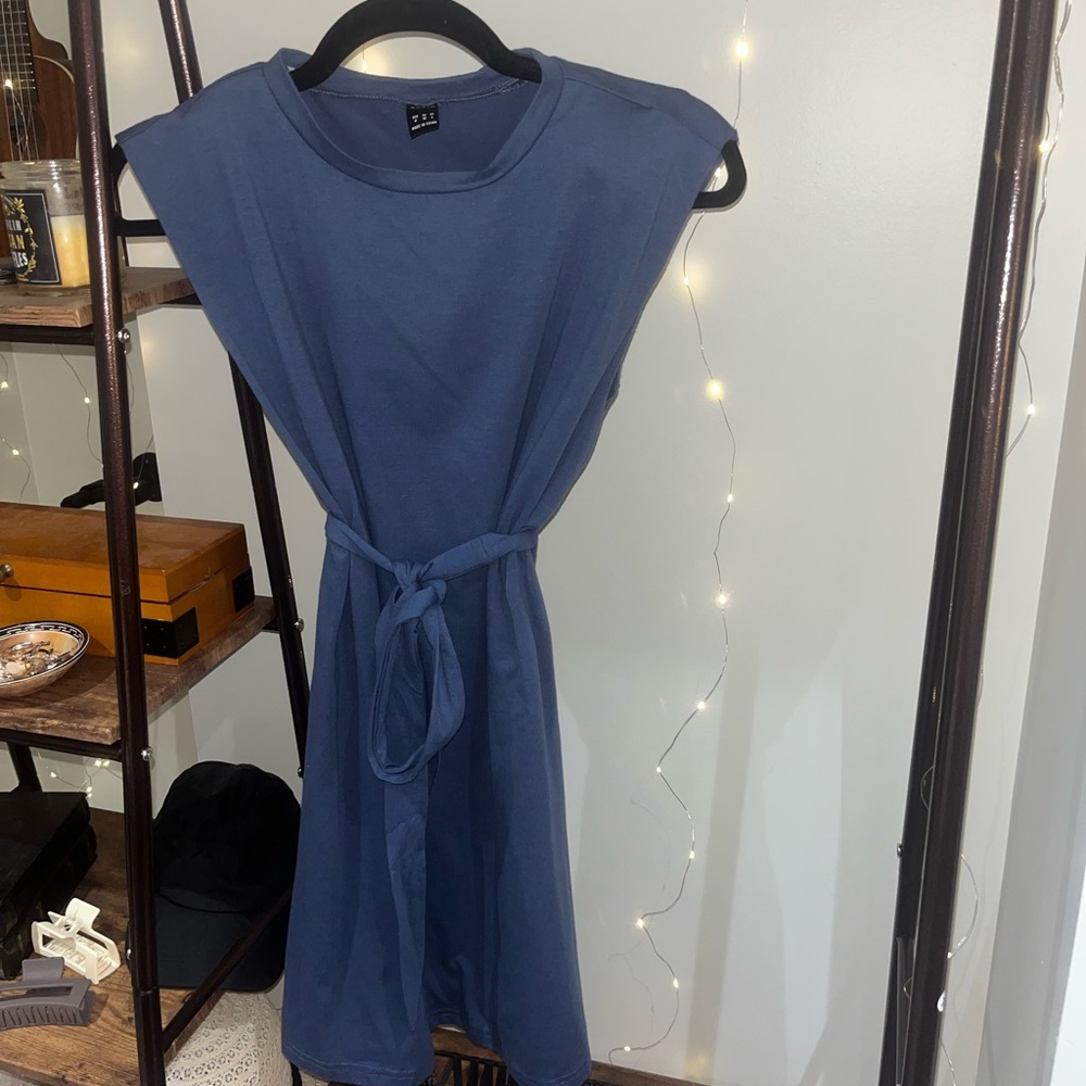SHEIN Padded Shoulder Bow Dress